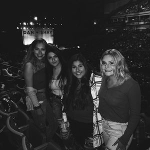 Meet your Posher, Kaleigh